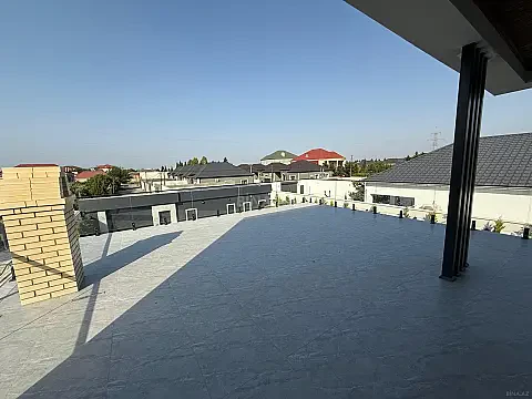 Satılır 7 otaqlı həyət evi 500 m²