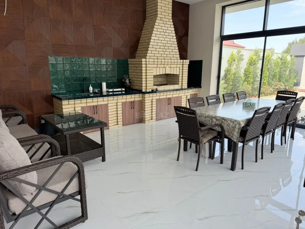Satılır 7 otaqlı həyət evi 500 m²