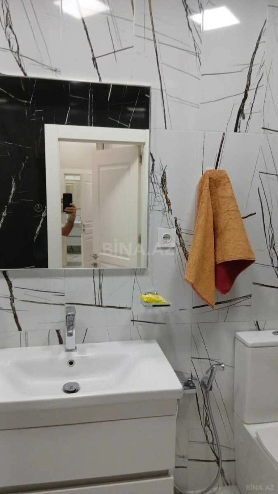 Satılır 3 otaqlı mənzil 90 m²