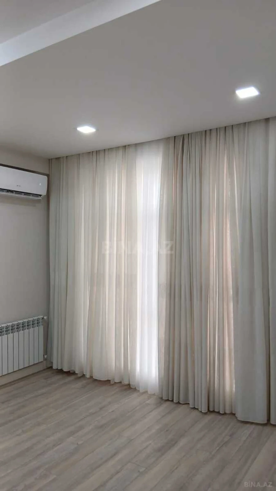 Satılır 3 otaqlı mənzil 90 m²
