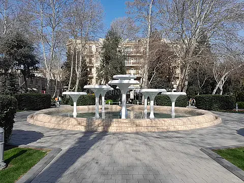Kirayə verilir 2 otaqlı mənzil 55 m²