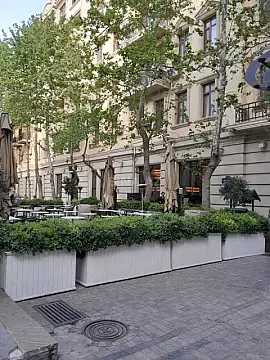 Kirayə verilir 2 otaqlı mənzil 55 m²