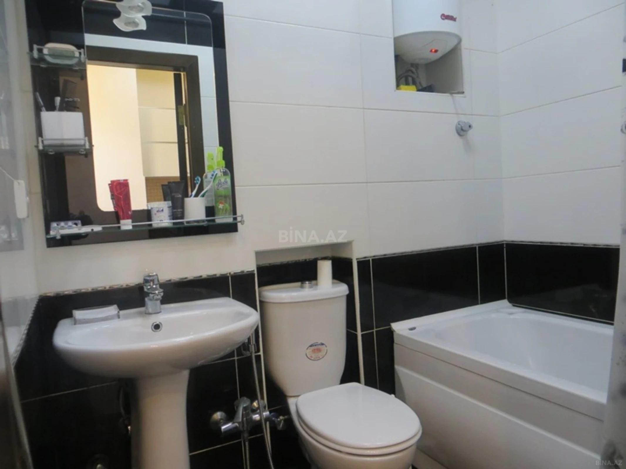 Kirayə verilir 2 otaqlı mənzil 55 m²