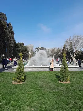 Kirayə verilir 2 otaqlı mənzil 55 m²