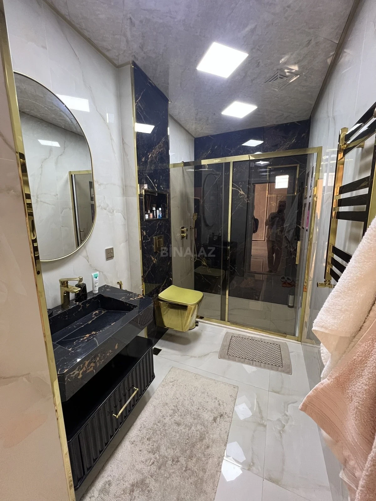 Satılır 5 otaqlı həyət evi 280 m²