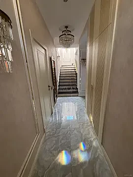 Satılır 5 otaqlı həyət evi 280 m²