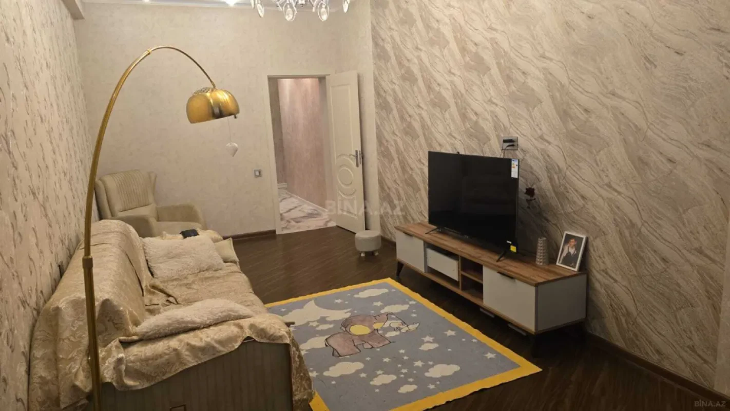 Satılır 3 otaqlı mənzil 109 m²