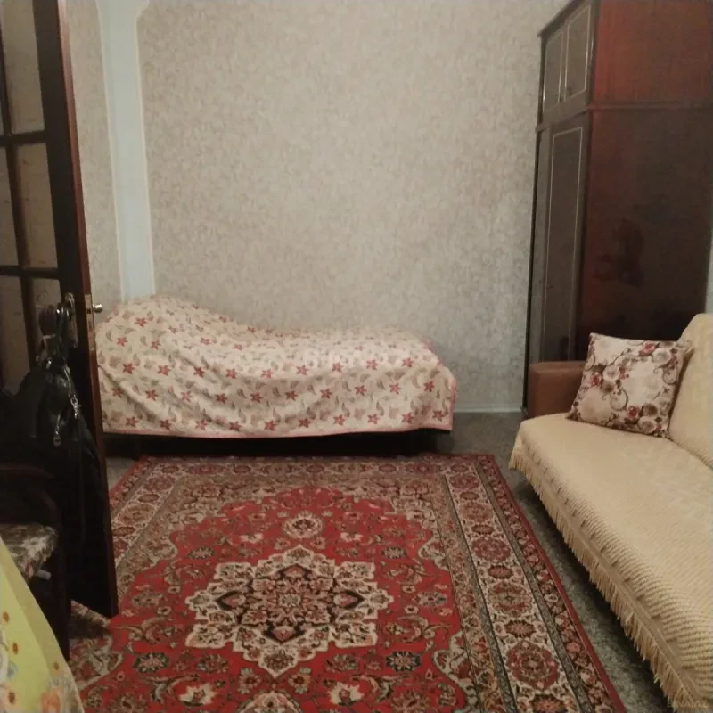 Satılır 2 otaqlı mənzil 48 m²