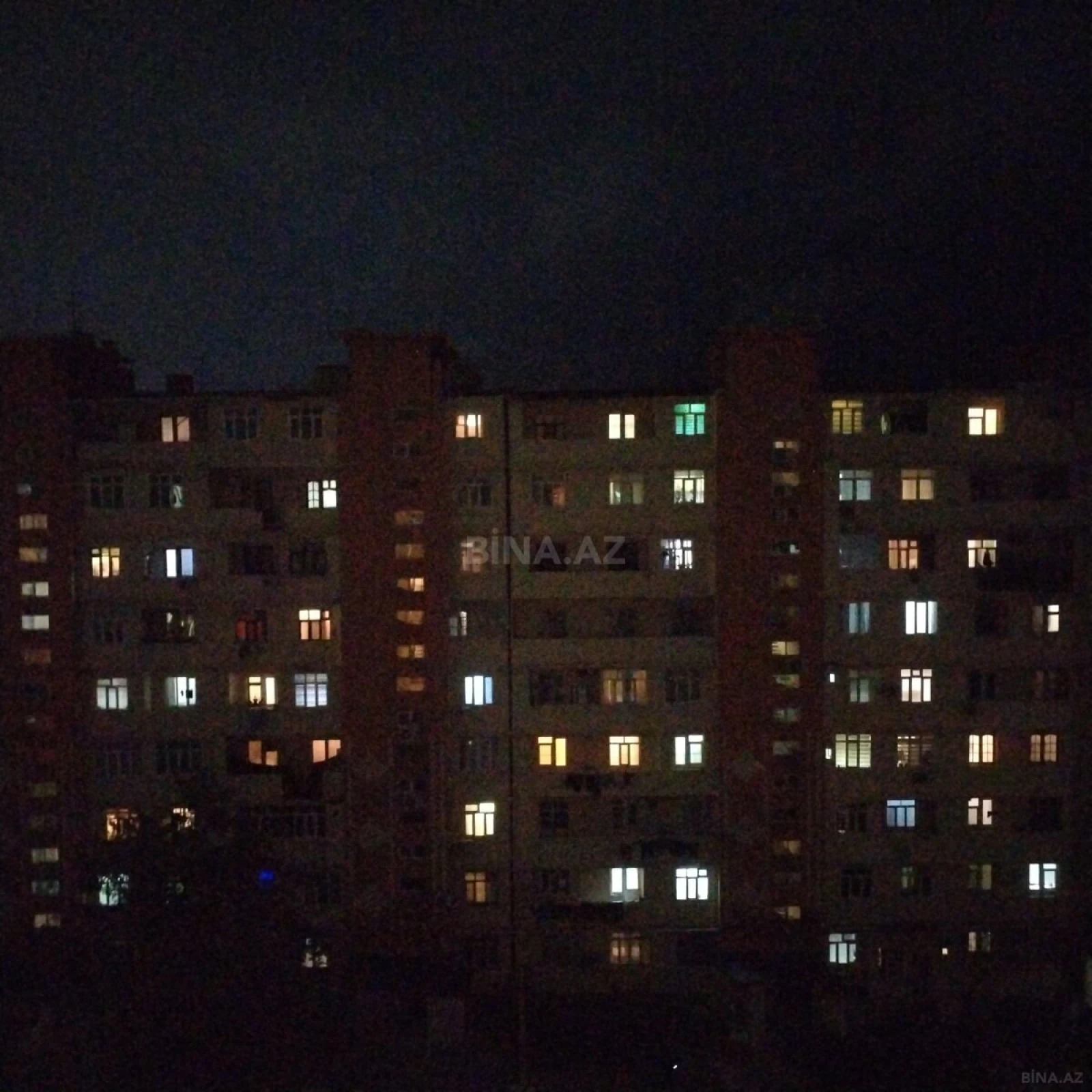 Satılır 2 otaqlı mənzil 48 m²