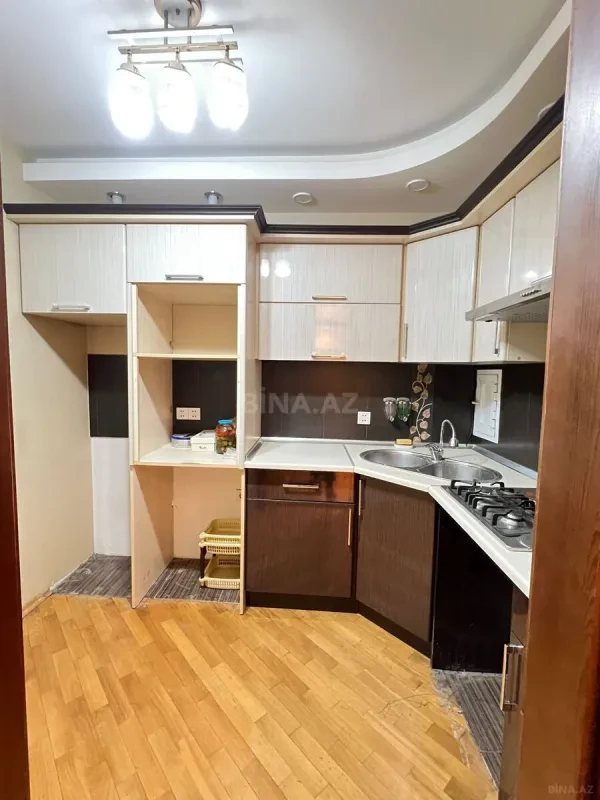Satılır 3 otaqlı mənzil 80 m²
