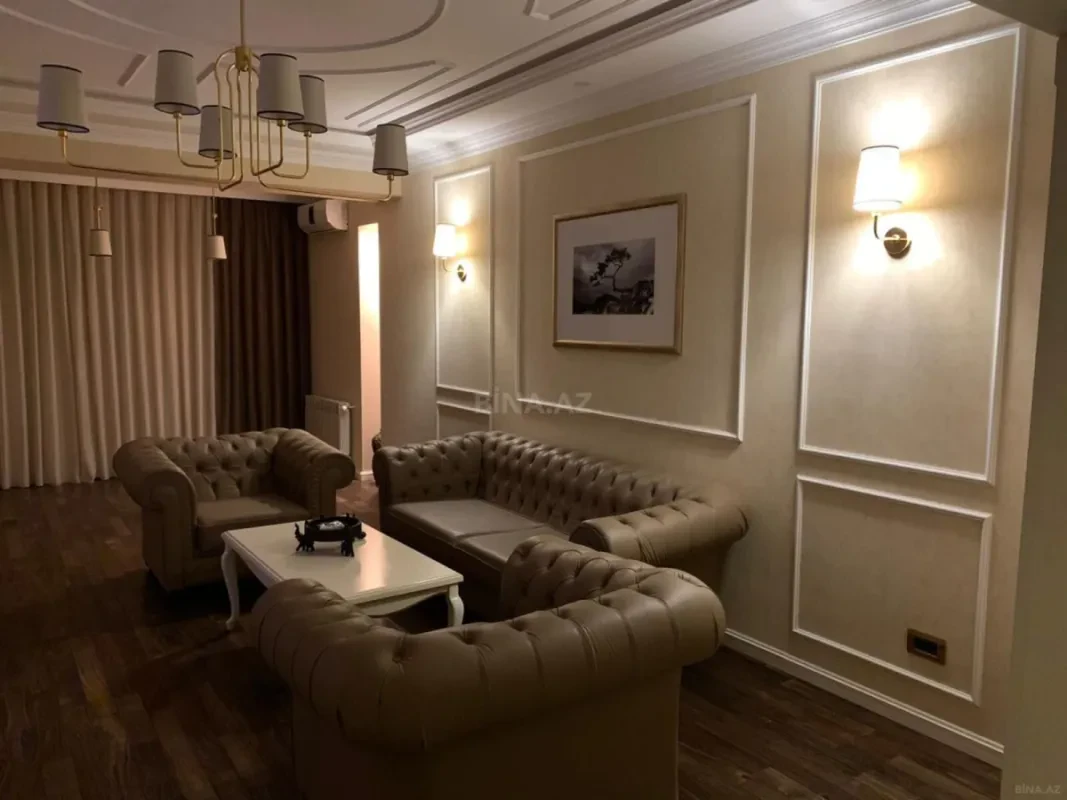 Kirayə verilir 2 otaqlı mənzil 120 m²