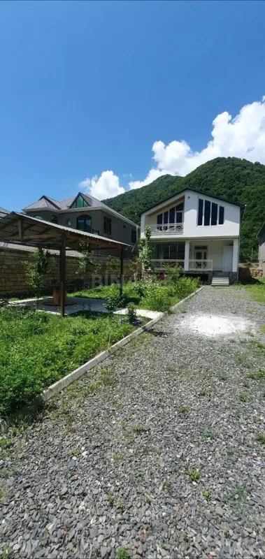 Kirayə verilir 5 otaqlı həyət evi 250 m²