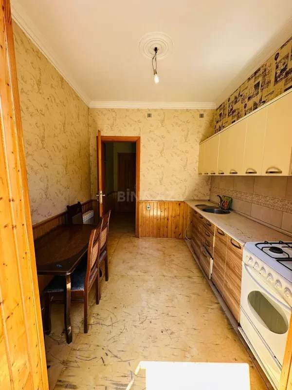 Satılır 5 otaqlı həyət evi 130 m²