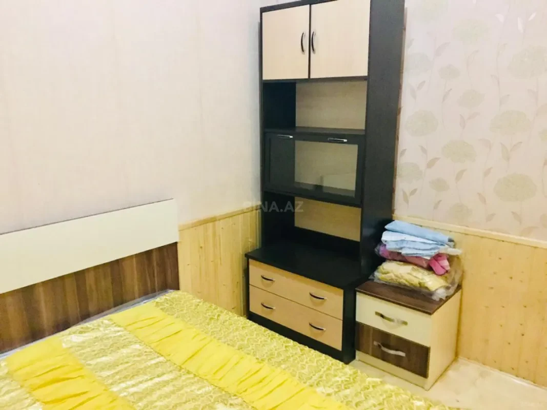Satılır 5 otaqlı həyət evi 130 m²