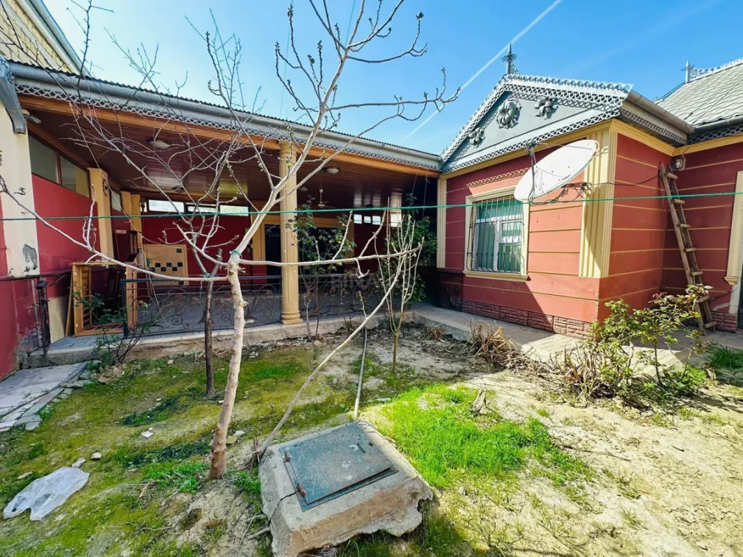 Satılır 5 otaqlı həyət evi 130 m²