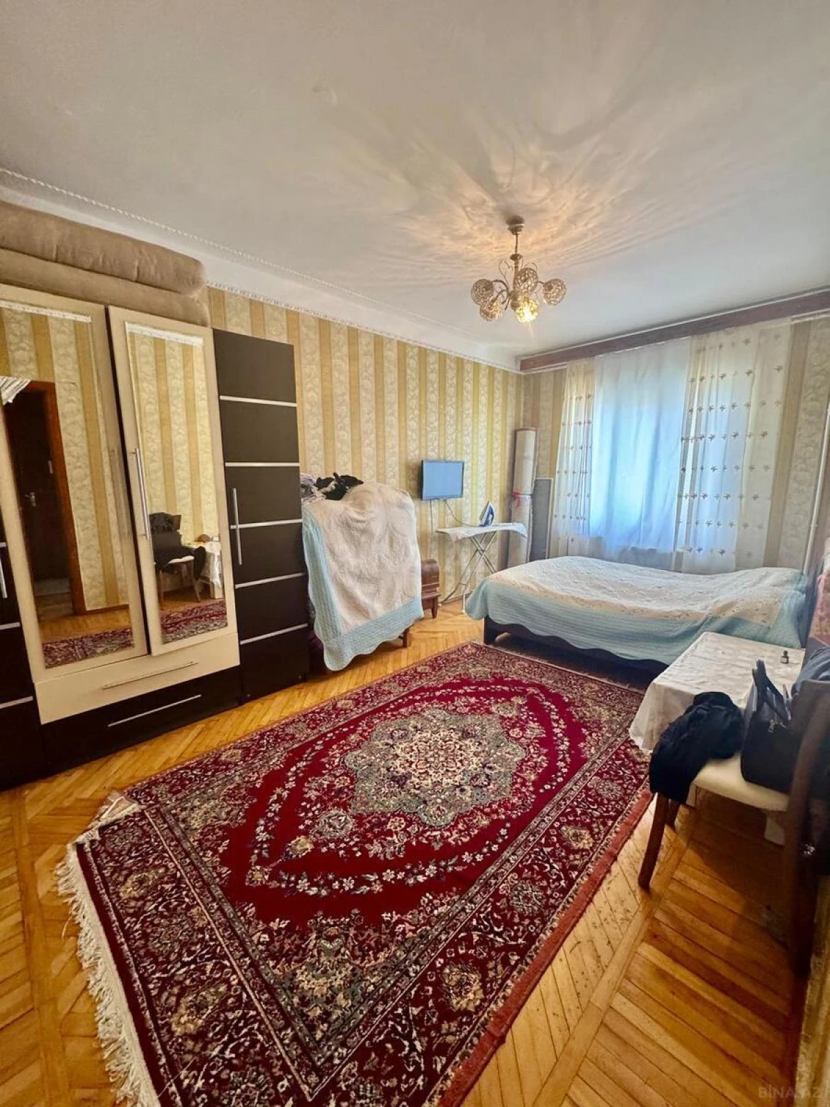 Satılır 2 otaqlı mənzil 65 m²