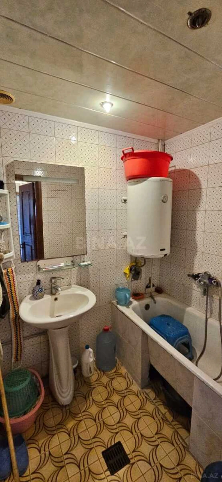 Satılır 2 otaqlı mənzil 65 m²