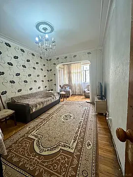 Satılır 2 otaqlı mənzil 65 m²