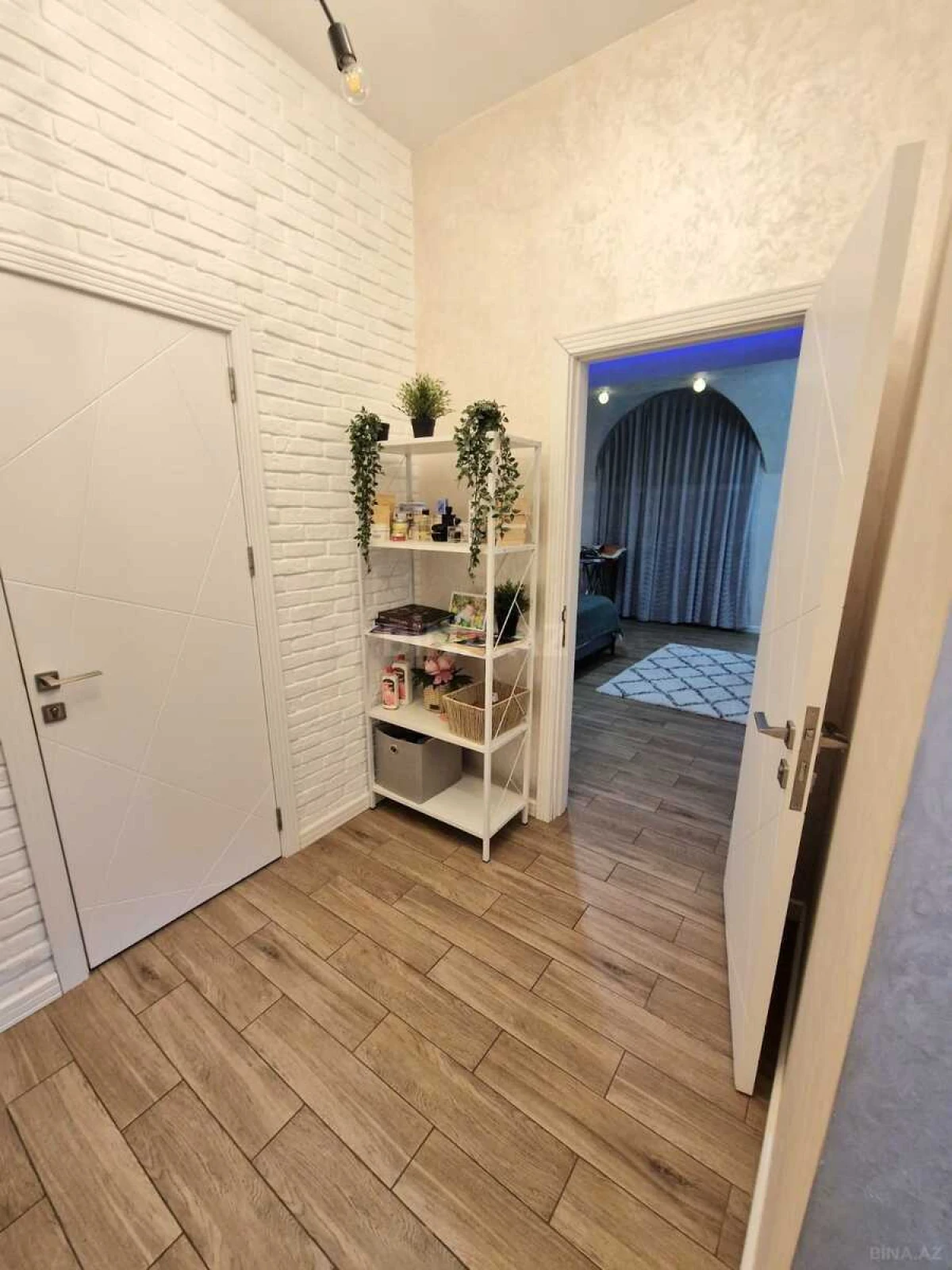 Satılır 2 otaqlı mənzil 80 m²