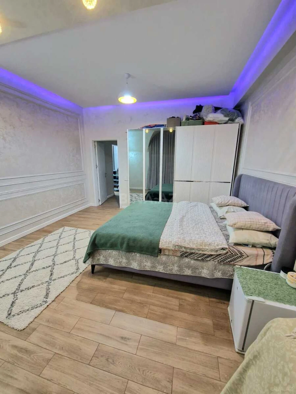 Satılır 2 otaqlı mənzil 80 m²