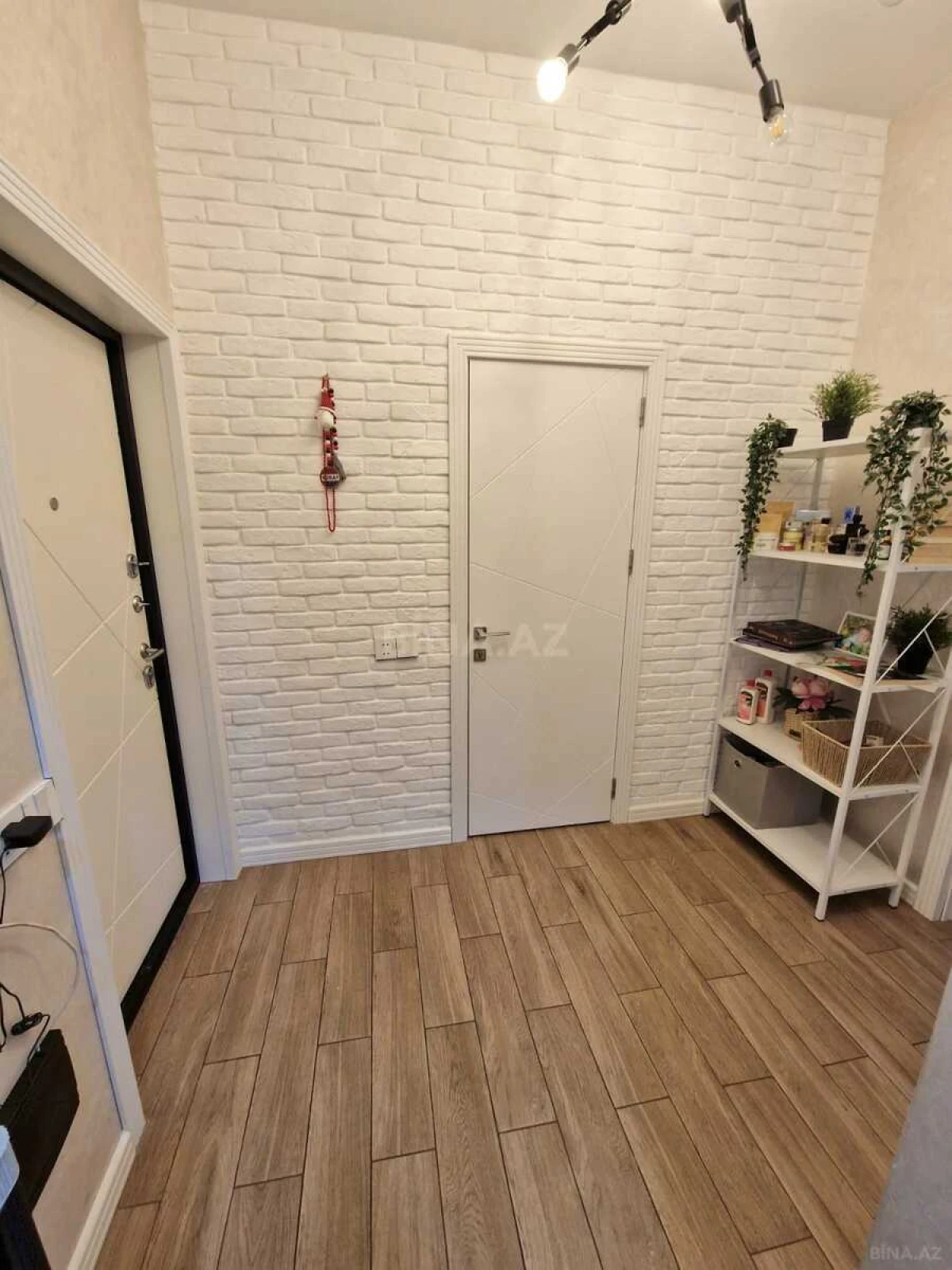 Satılır 2 otaqlı mənzil 80 m²