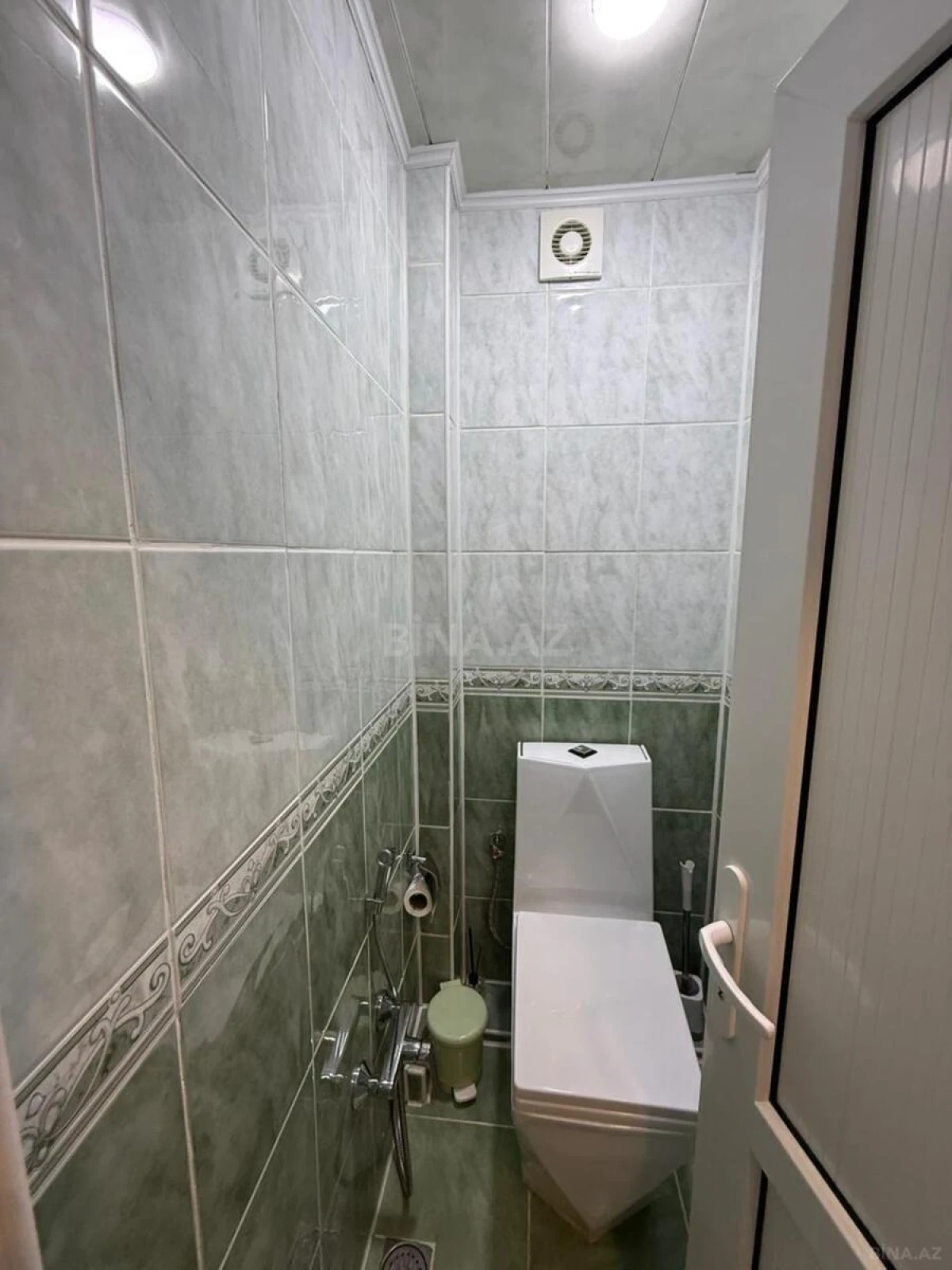 Satılır 2 otaqlı mənzil 75 m²