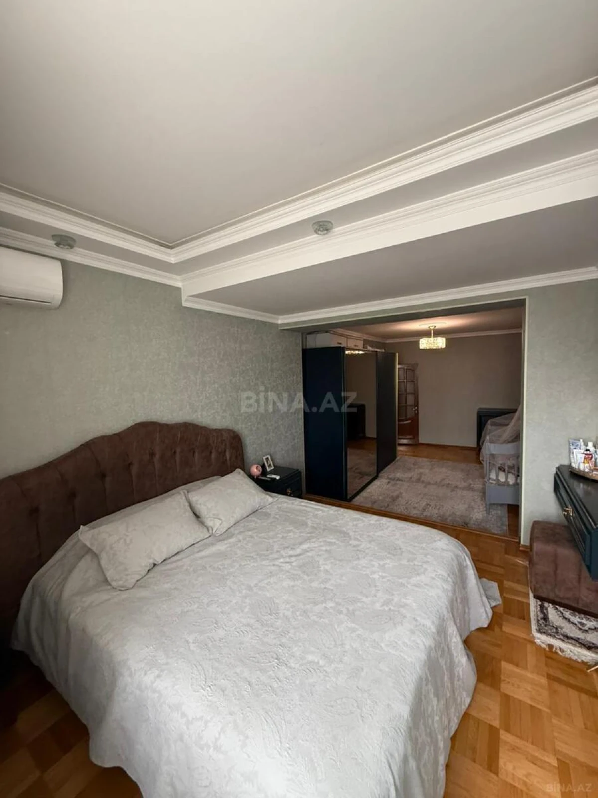 Satılır 2 otaqlı mənzil 75 m²