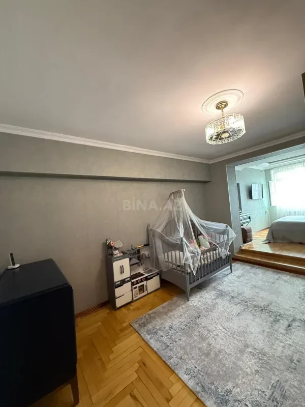 Satılır 2 otaqlı mənzil 75 m²
