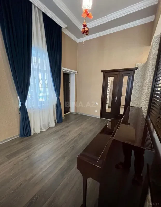 Kirayə verilir 4 otaqlı həyət evi 135 m²