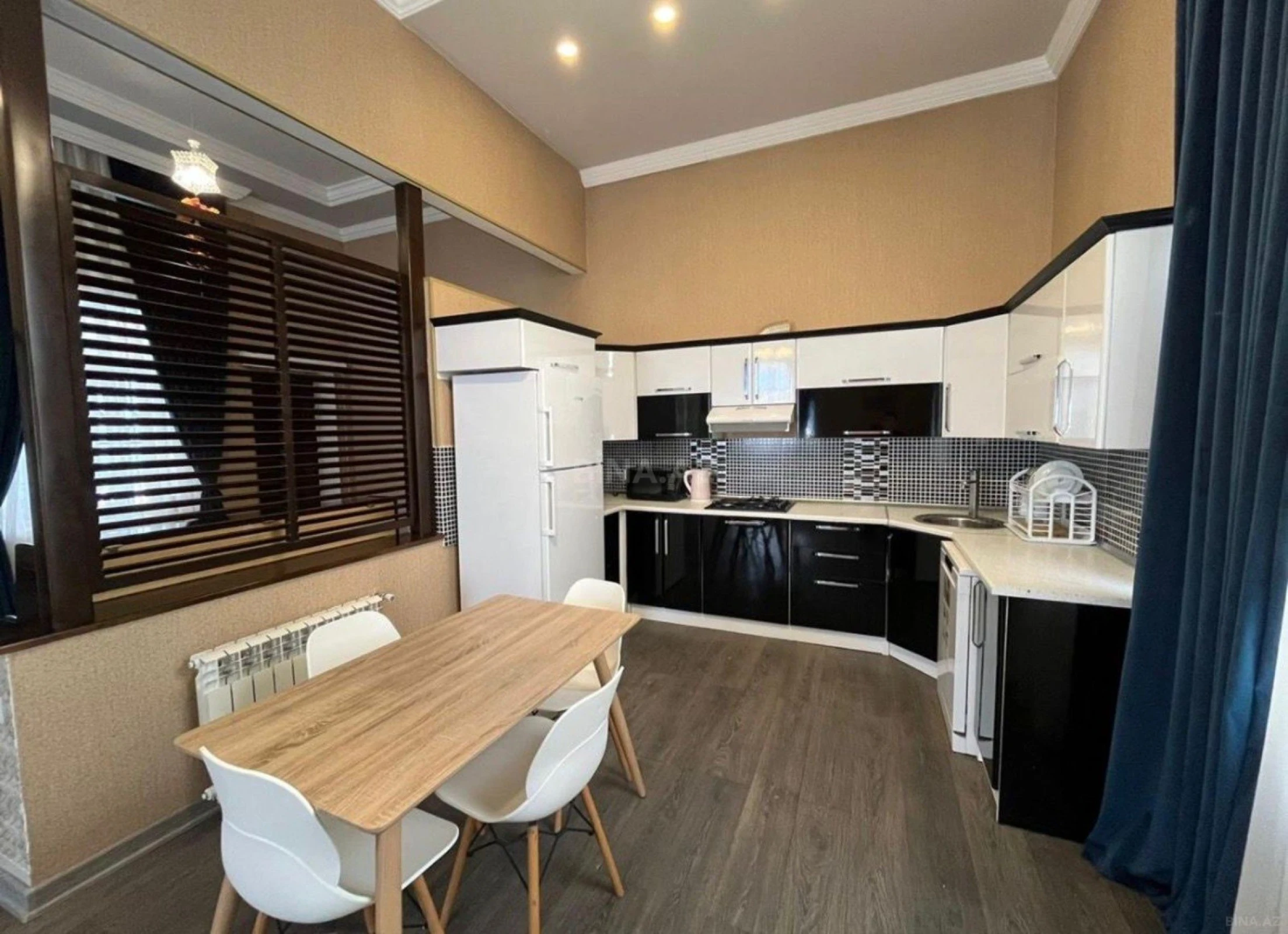 Kirayə verilir 4 otaqlı həyət evi 135 m²