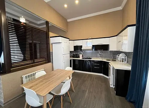 Kirayə verilir 4 otaqlı həyət evi 135 m²