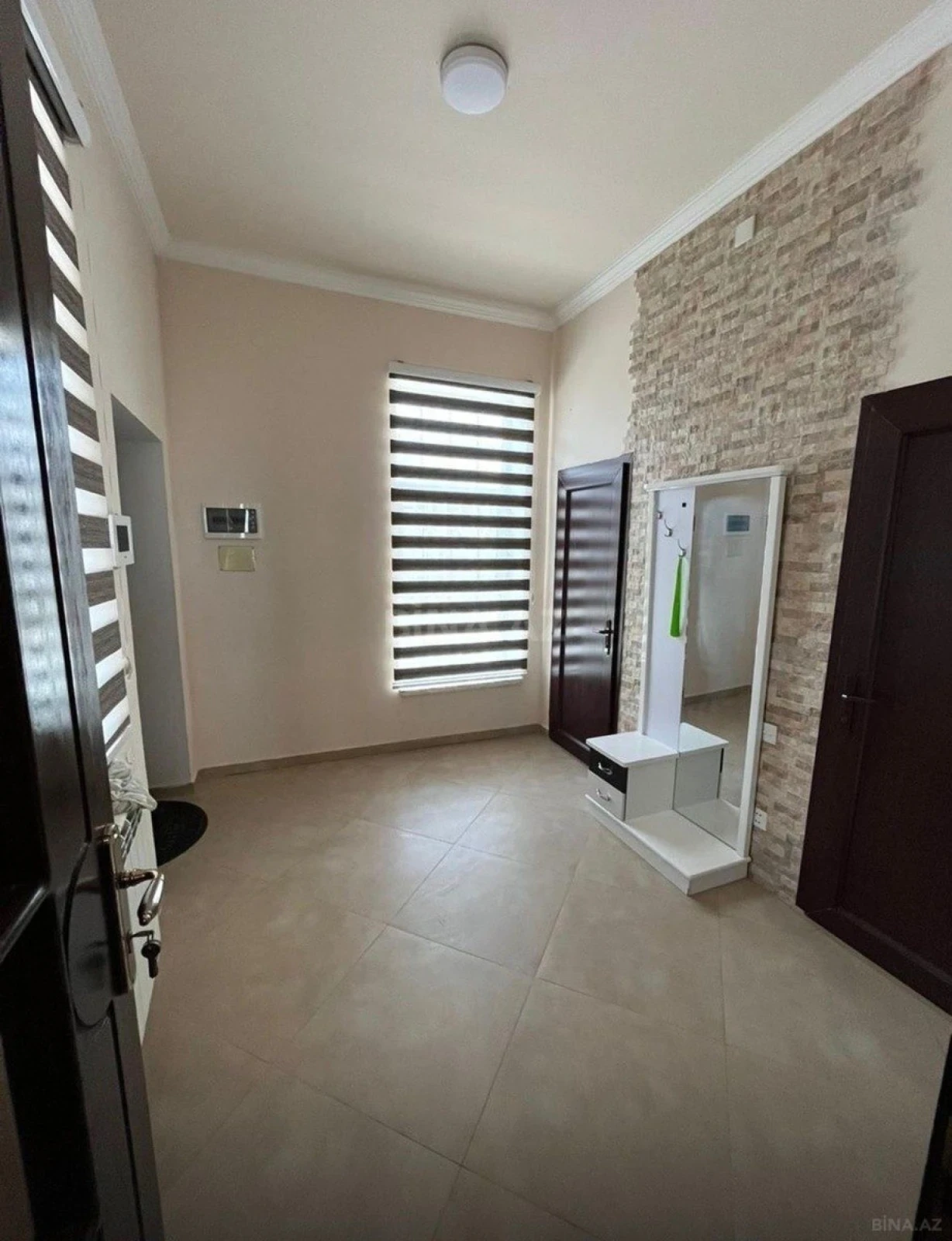 Kirayə verilir 4 otaqlı həyət evi 135 m²