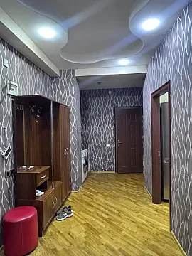 Kirayə verilir 3 otaqlı mənzil 98 m²