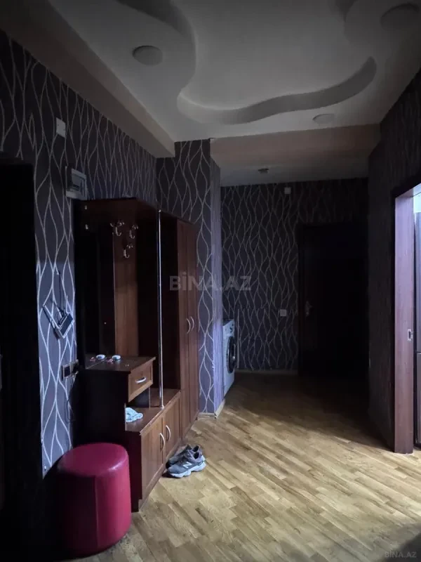 Kirayə verilir 3 otaqlı mənzil 98 m²