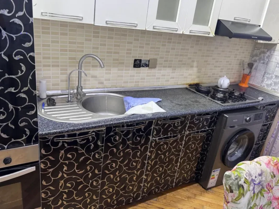 Kirayə verilir 3 otaqlı mənzil 98 m²