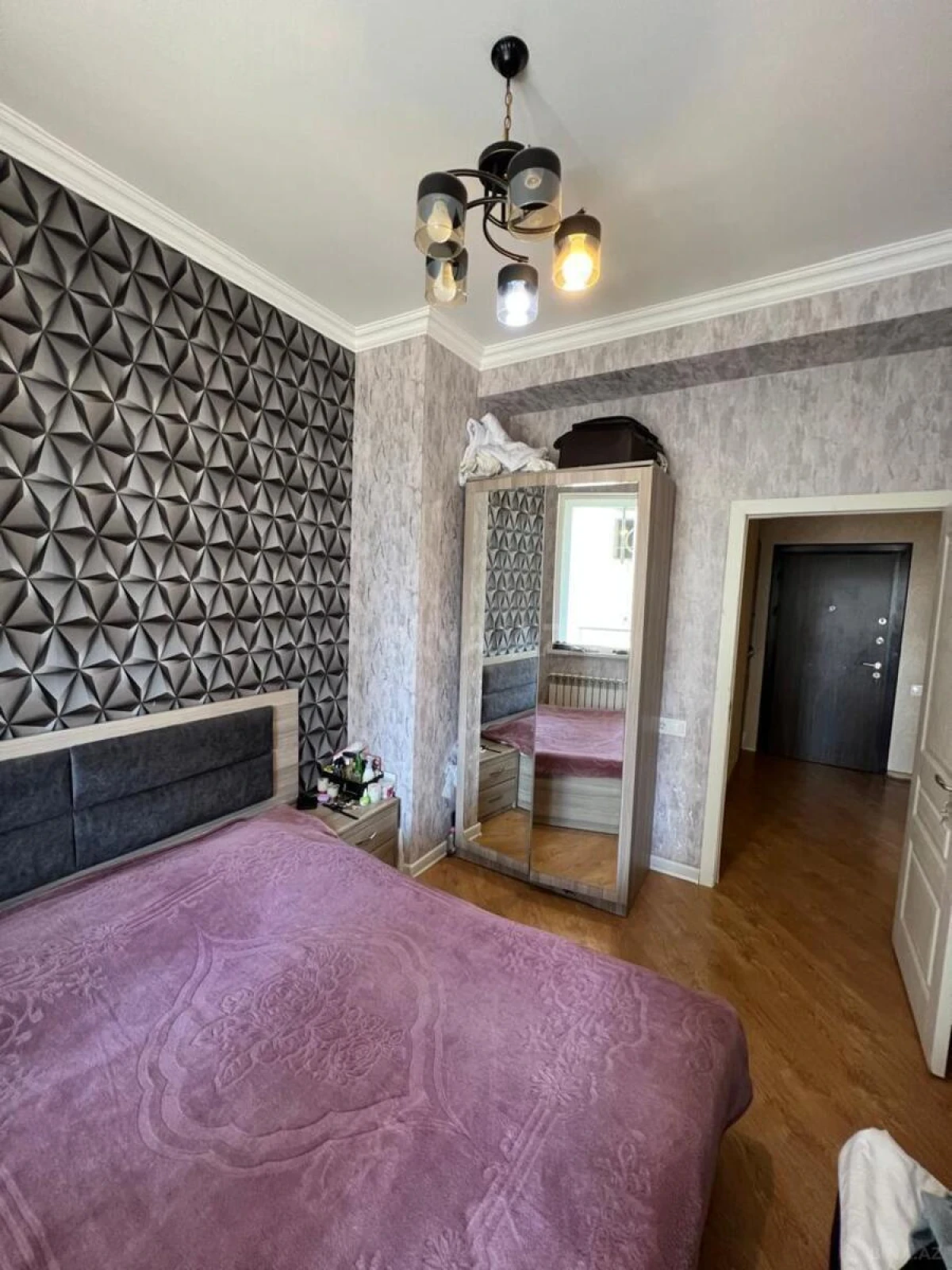 Kirayə verilir 2 otaqlı mənzil 55 m²