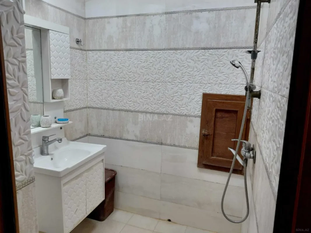 Kirayə verilir 2 otaqlı mənzil 80 m²
