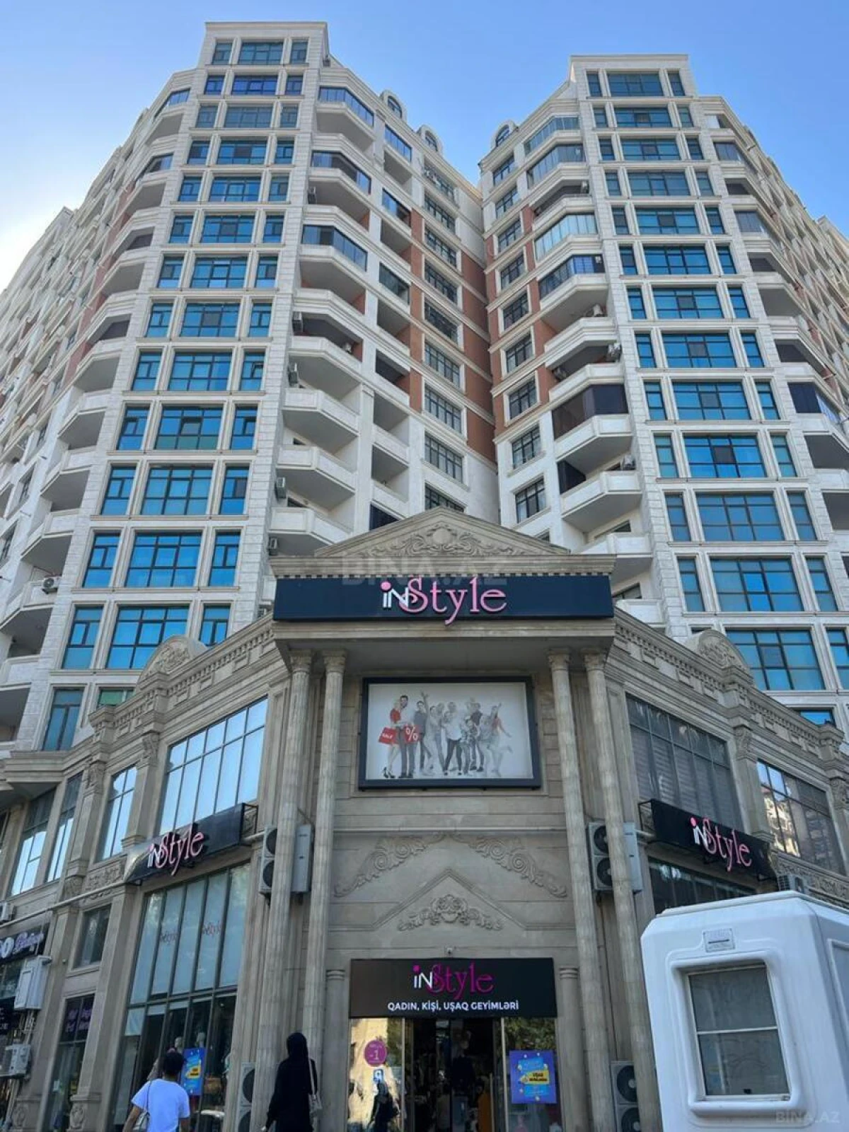 Kirayə verilir 3 otaqlı mənzil 120 m²