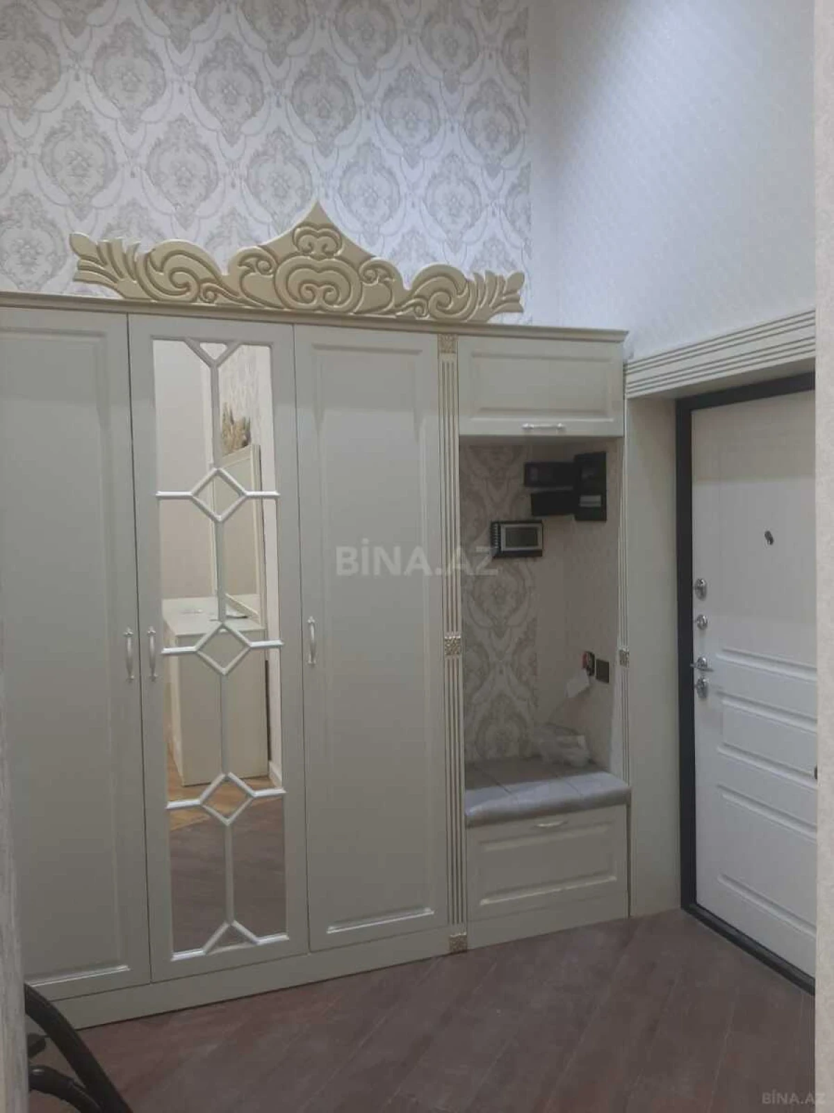 Kirayə verilir 3 otaqlı mənzil 115 m²