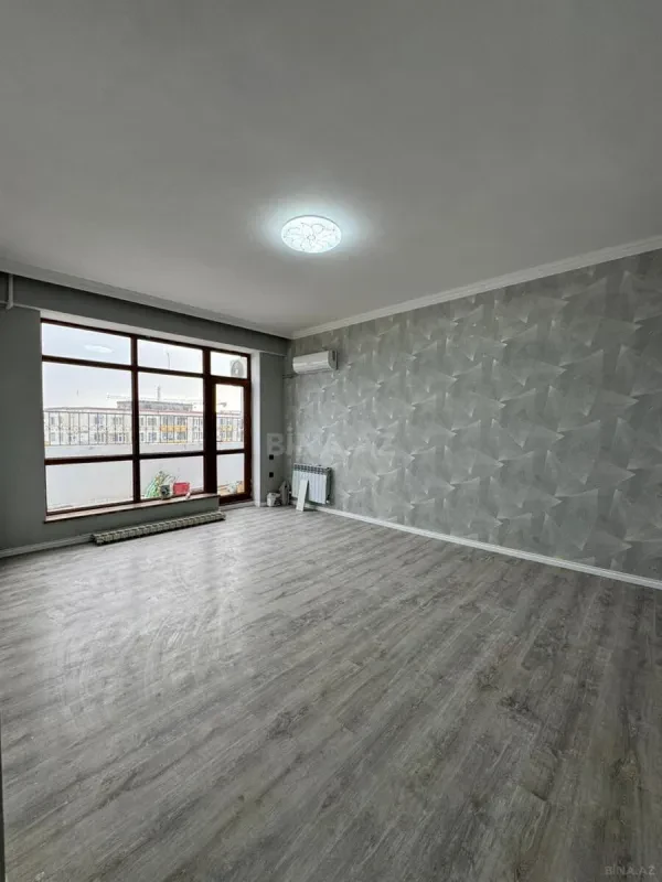 Satılır 3 otaqlı mənzil 101 m²