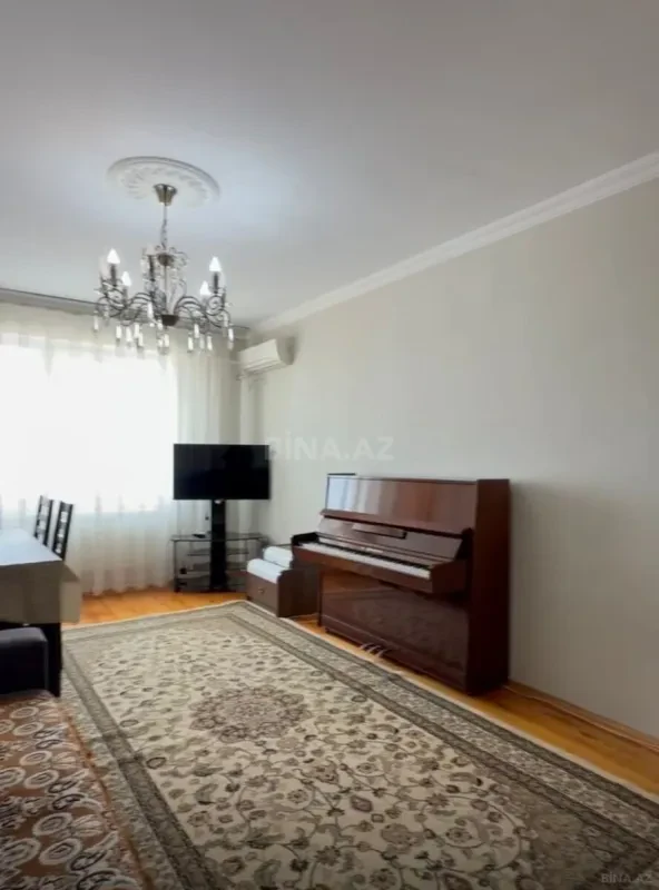 Satılır 2 otaqlı mənzil 68 m²