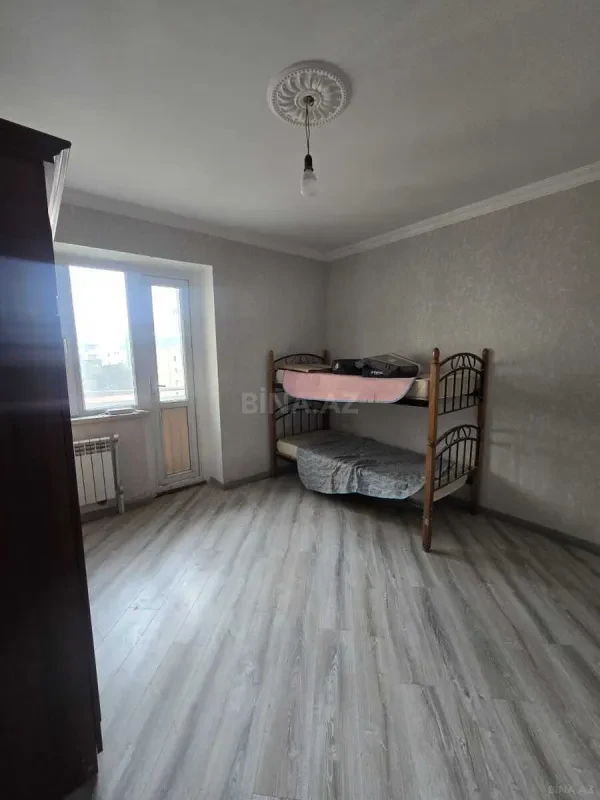 Satılır 3 otaqlı mənzil 90 m²