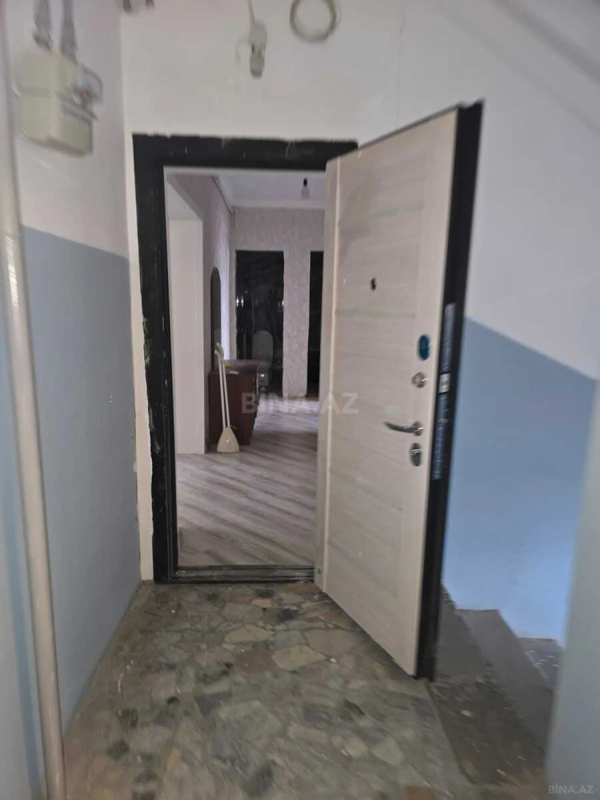Satılır 3 otaqlı mənzil 90 m²