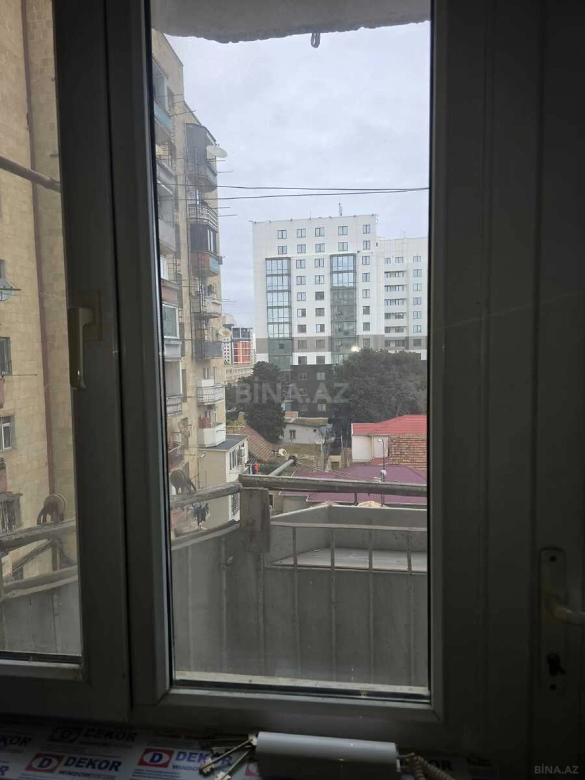 Satılır 3 otaqlı mənzil 90 m²
