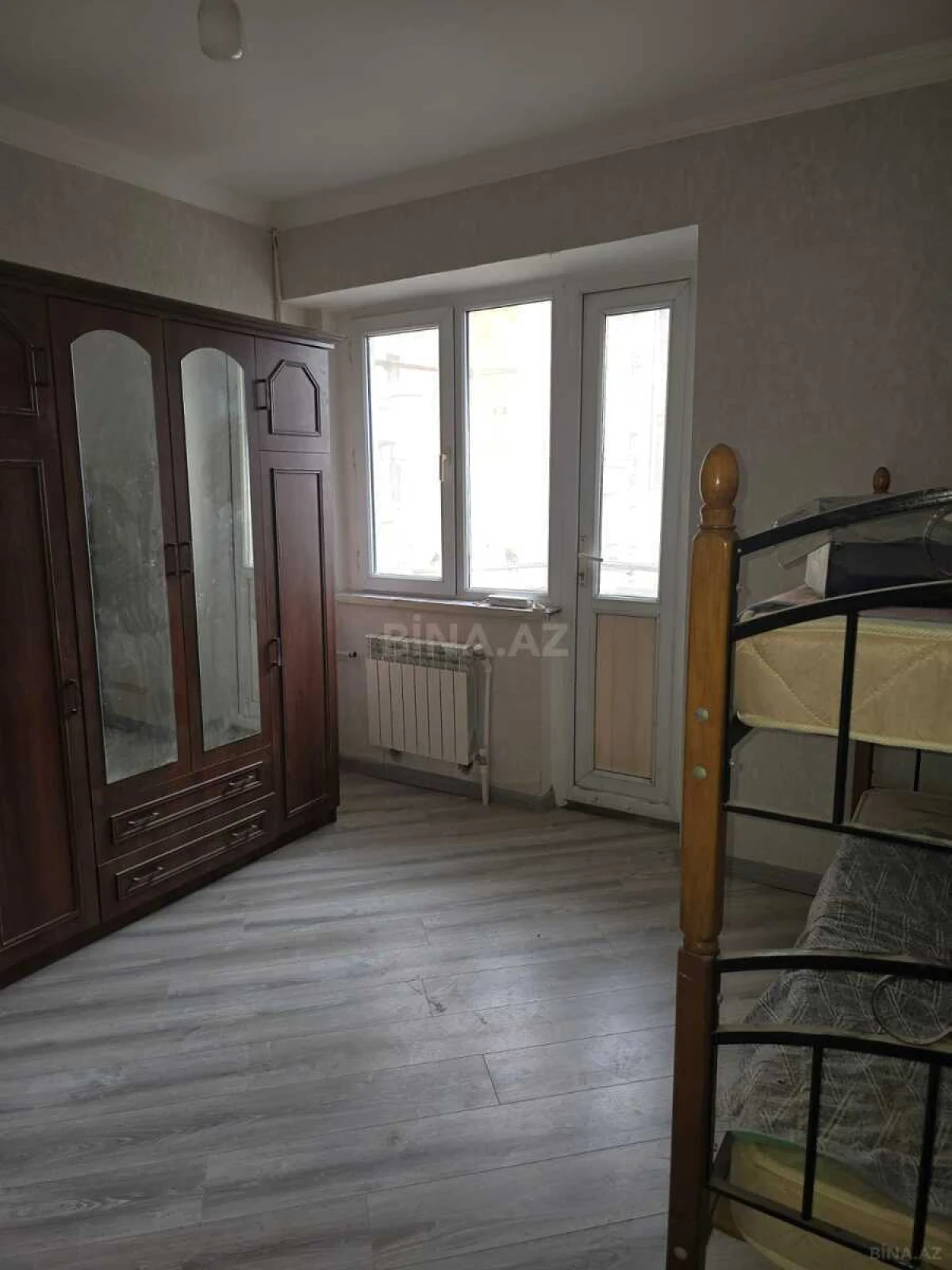 Satılır 3 otaqlı mənzil 90 m²