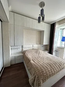 Satılır 2 otaqlı mənzil 52 m²