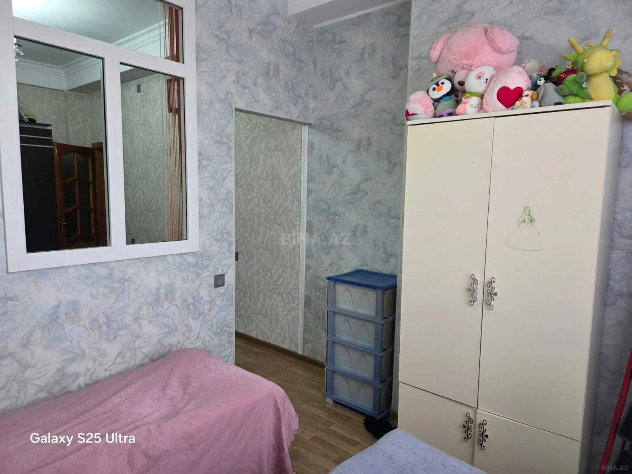 Satılır 3 otaqlı mənzil 65 m²