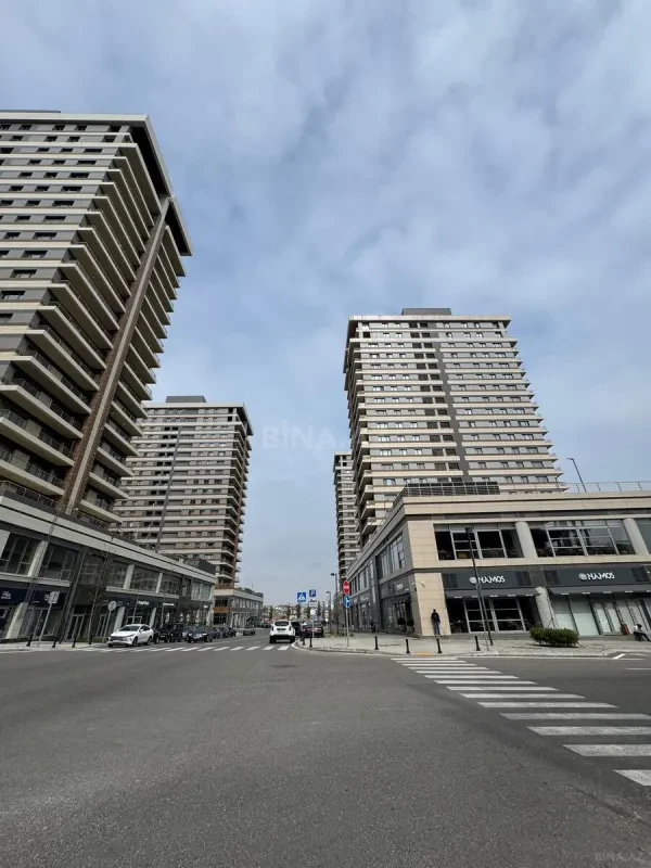 Satılır 3 otaqlı mənzil 157 m²