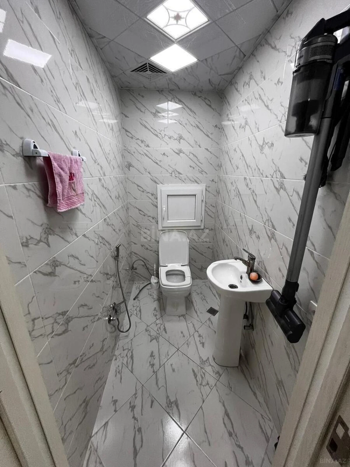 Satılır 2 otaqlı mənzil 90 m²