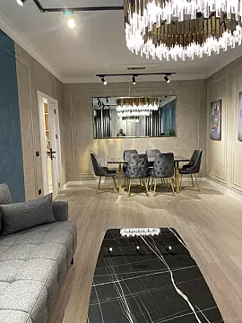 Kirayə verilir 2 otaqlı mənzil 105 m²